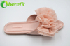 Zapatilla interior elegante con flores de encaje rosa para mujer, punta abierta