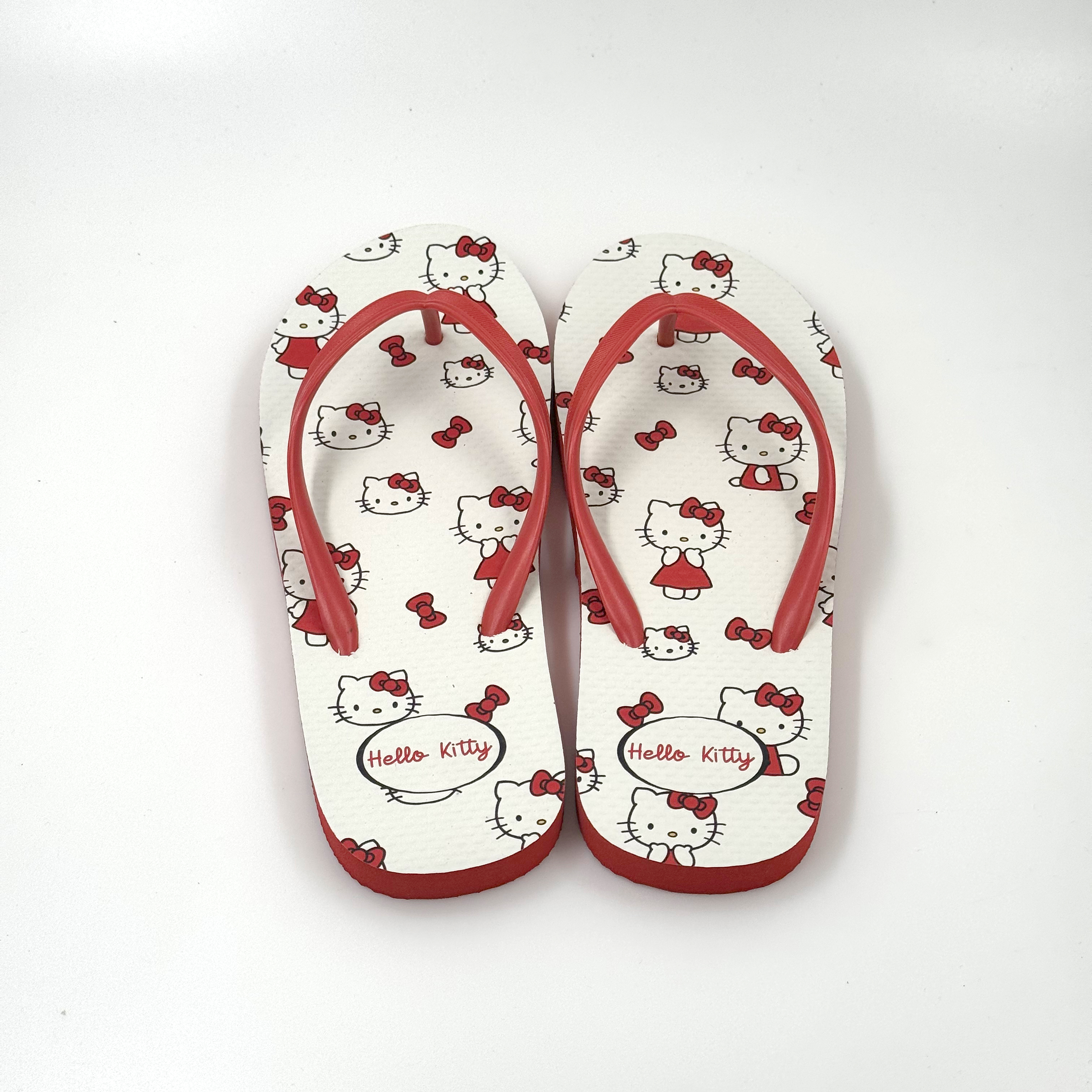 MUJER EN CHANCLAS ZAPATOS HELLO KITTY LINDAS CHANCLAS 