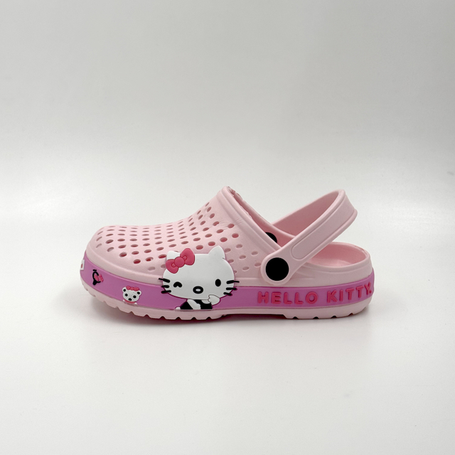 Zuecos de Hello Kitty con tiras en el talón y detalles de personajes al por mayor