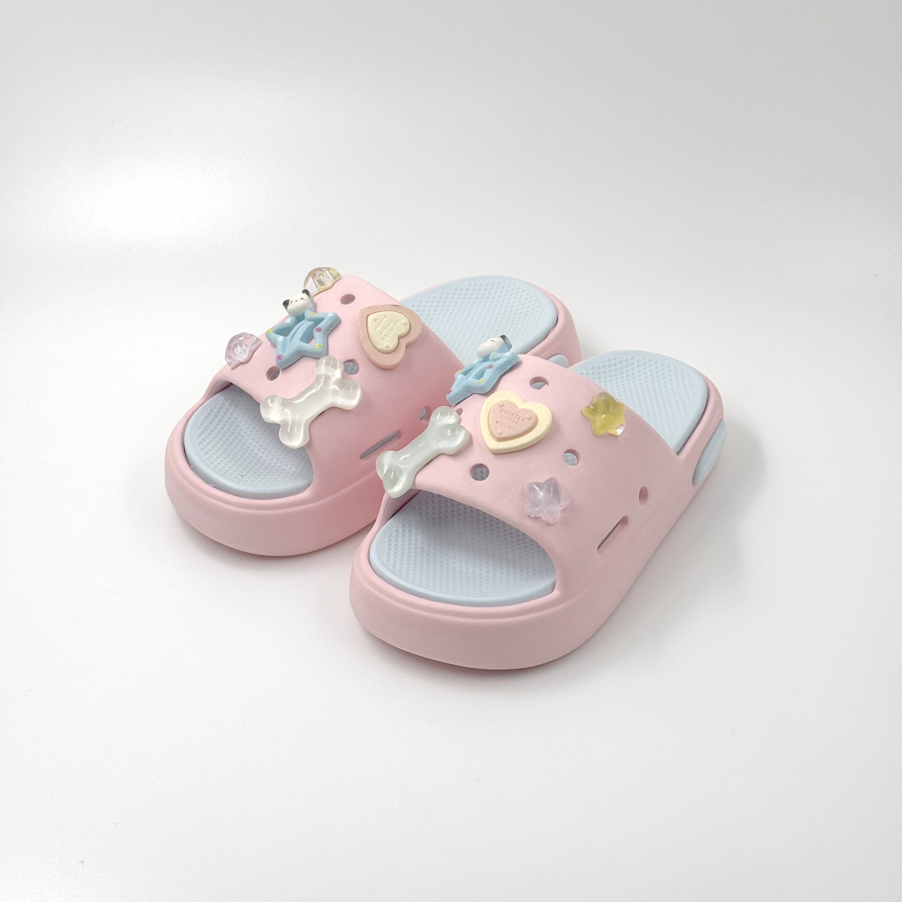 Zapatos de la casa rosa para niños 
