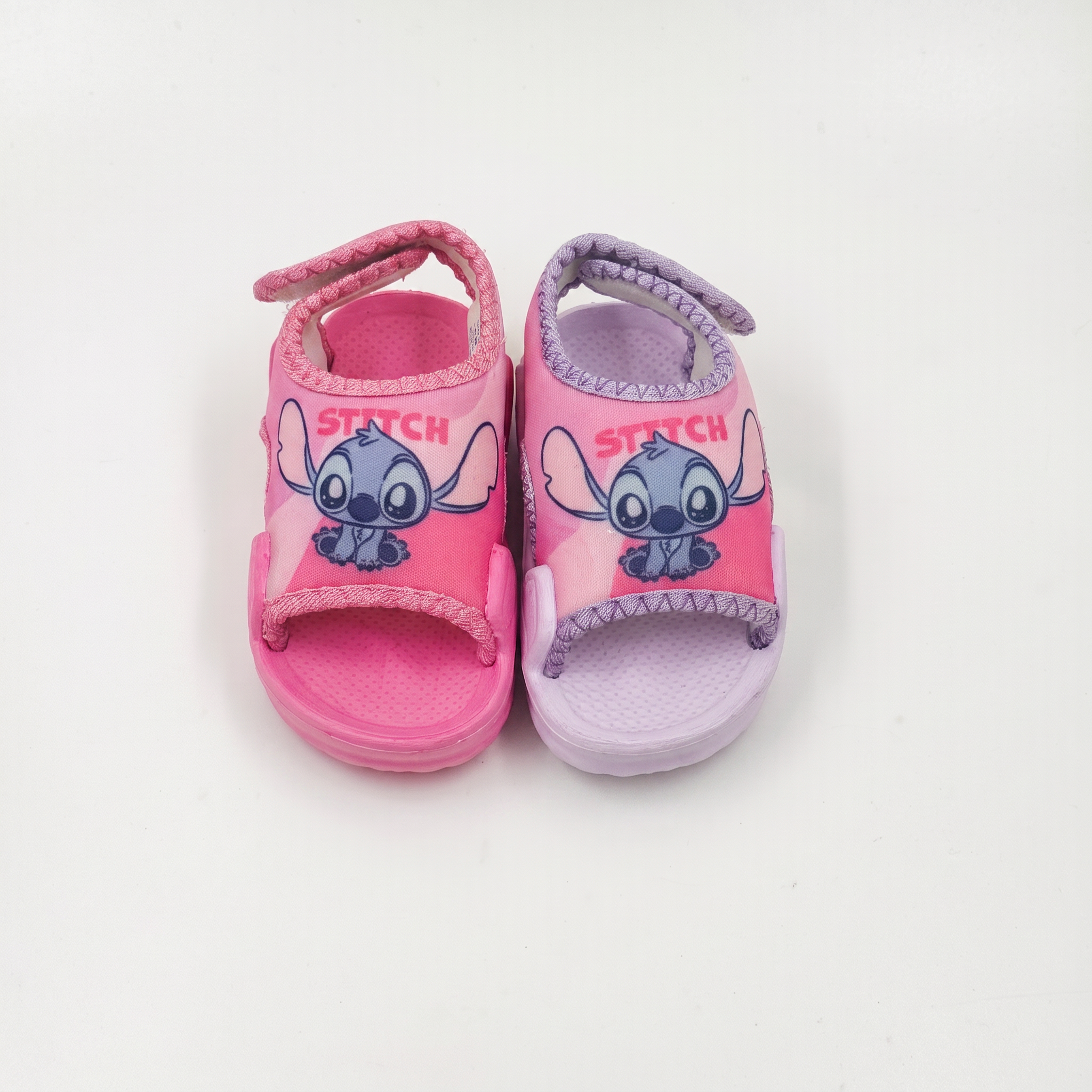 Sandalias Stitch Niñas Al Por Mayor | Proveedor a granel de zapatos de playa con personajes para niños pequeños