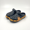 Zuecos negros Zuecos personalizados Zuecos deslizantes