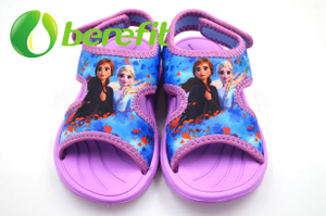 Lindas sandalias para niñas en parte superior de sublimación con diseño FROZEN y suela de EVA