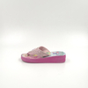Venta al por mayor Chanclas con luz LED rosa para niños que destellan sandalias de verano