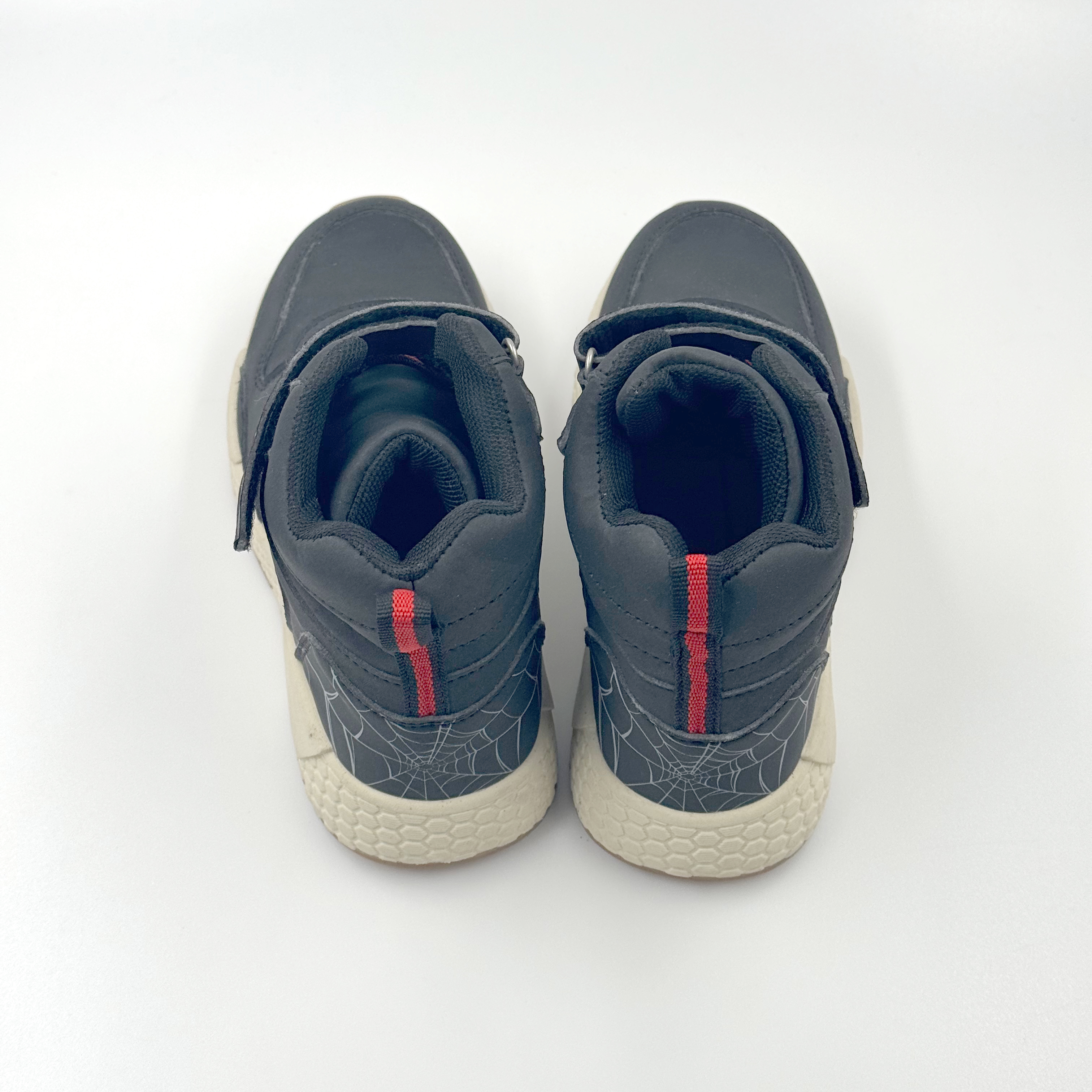 ZAPATILLAS ALTAS NEGRAS ZAPATILLAS ALTAS ANTIDESLIZANTES NEGRAS