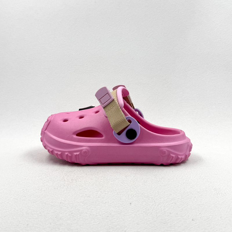 Moda de chicas Fushia obstruye con una elegante correa de espalda