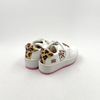 Niños hermosos zapatos para correr 