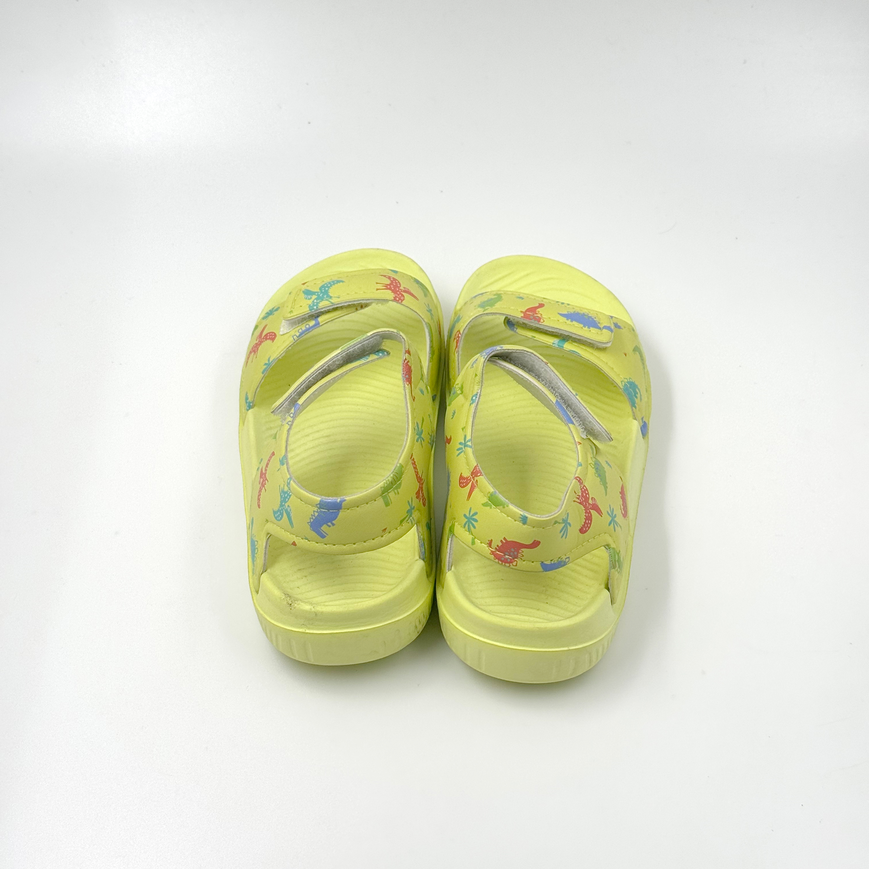  Sandalias de color verde Las mejores sandalias para niños Sandalias con punta abierta
