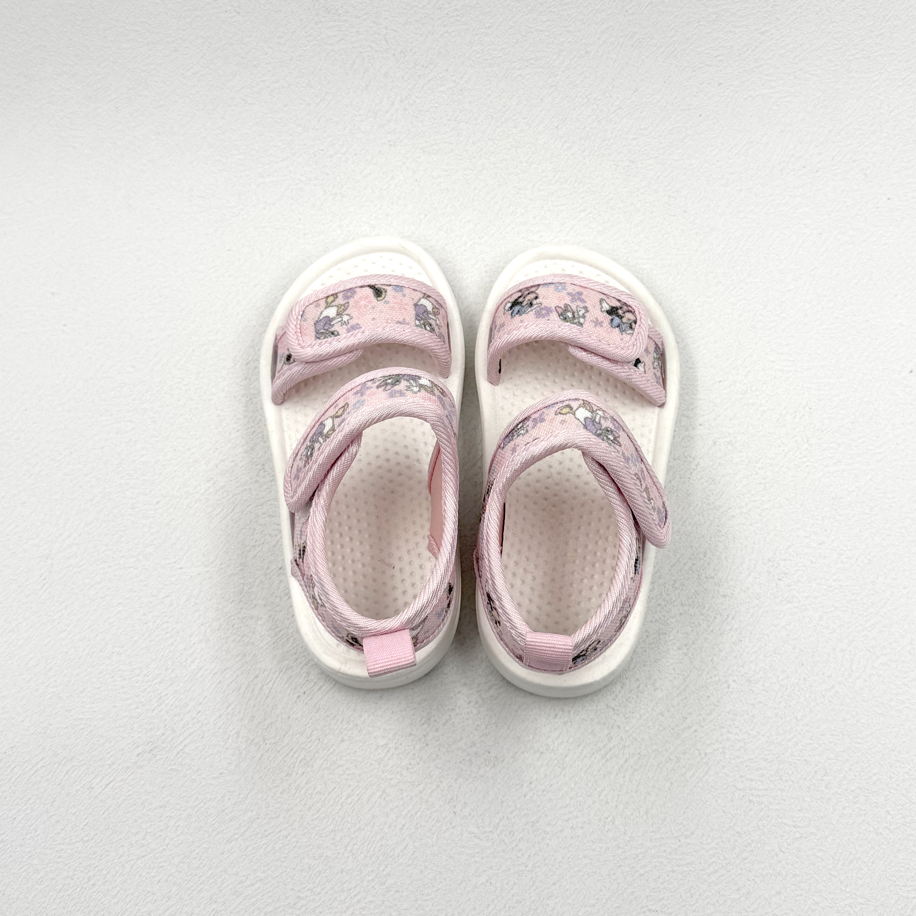Sandalias de Eva