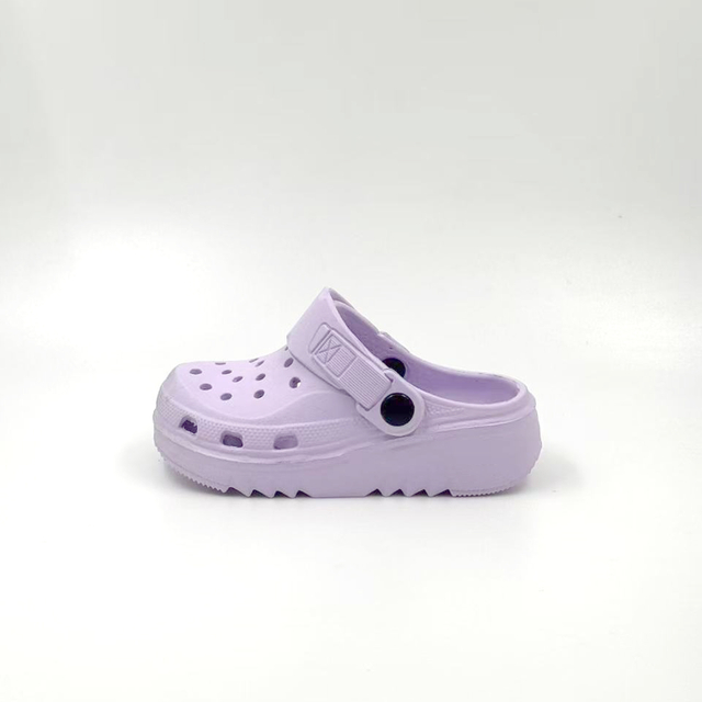 Venta al por mayor Zuecos de EVA lisos para niños | Zapatos de jardín ligeros para niños pequeños directo de fábrica