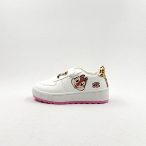 Niños hermosos zapatos para correr 