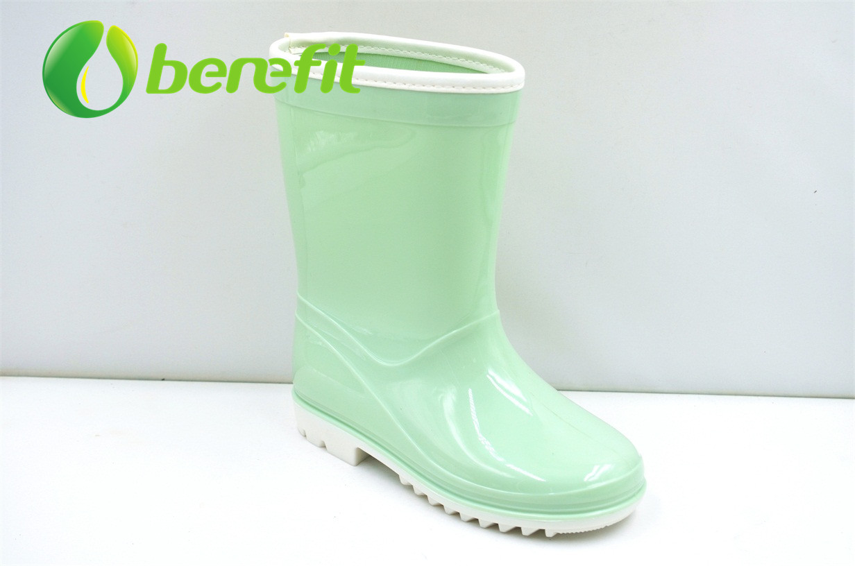 Botas de lluvia para mujer con botines altos con material de PVC