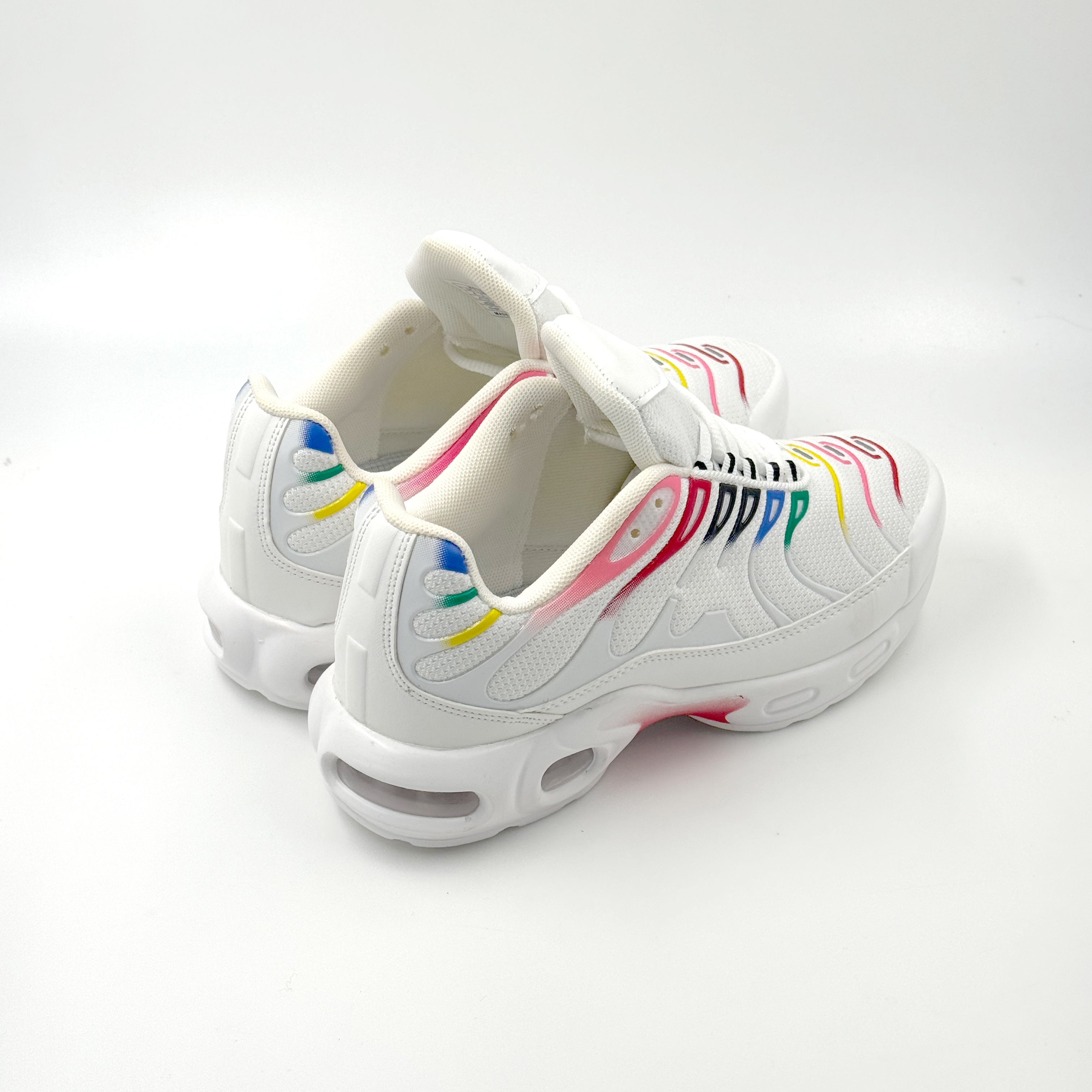SNERKERS DE COLORES PARA MUJER LAS MEJORES SNEAKERS PARA CAMINAR 
