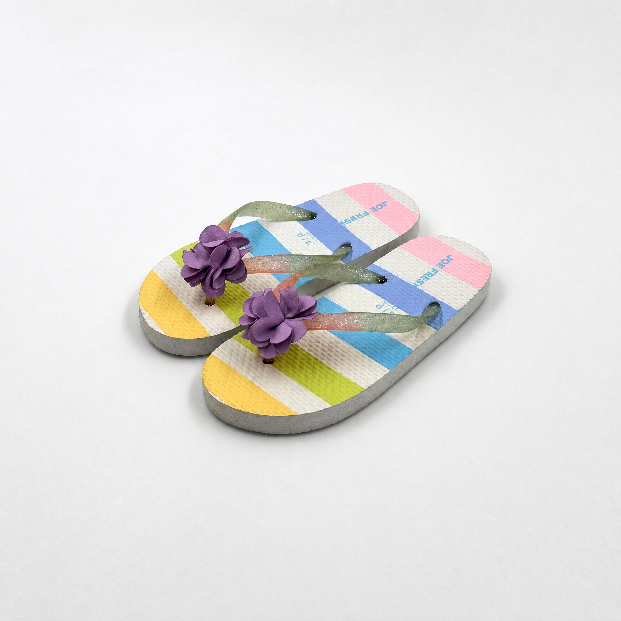 Chanclas rayadas del arco iris de los niños al por mayor con el encanto de la flor 3D
