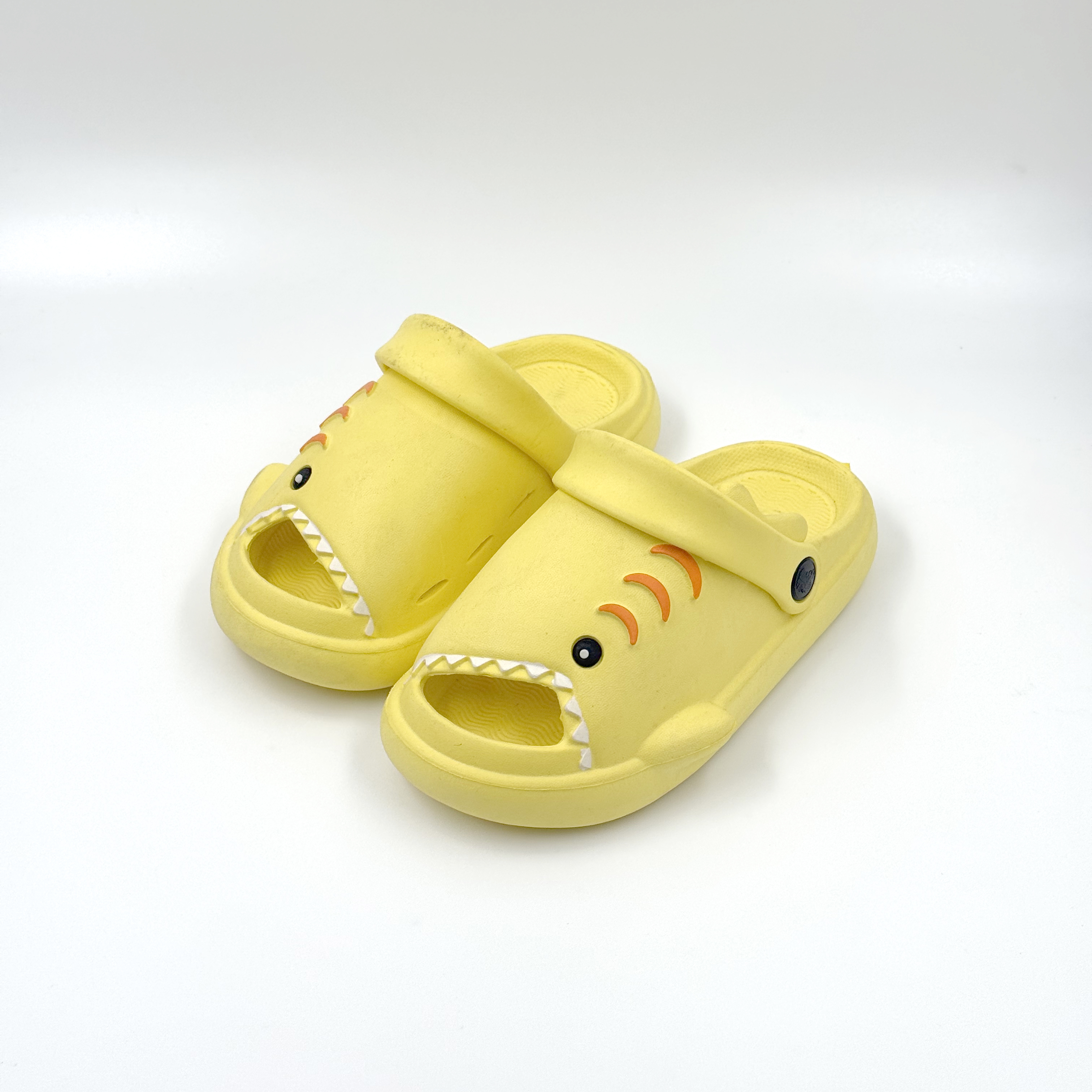 Slipers de duchas de zapatillas de interior de Eva Amarilla 