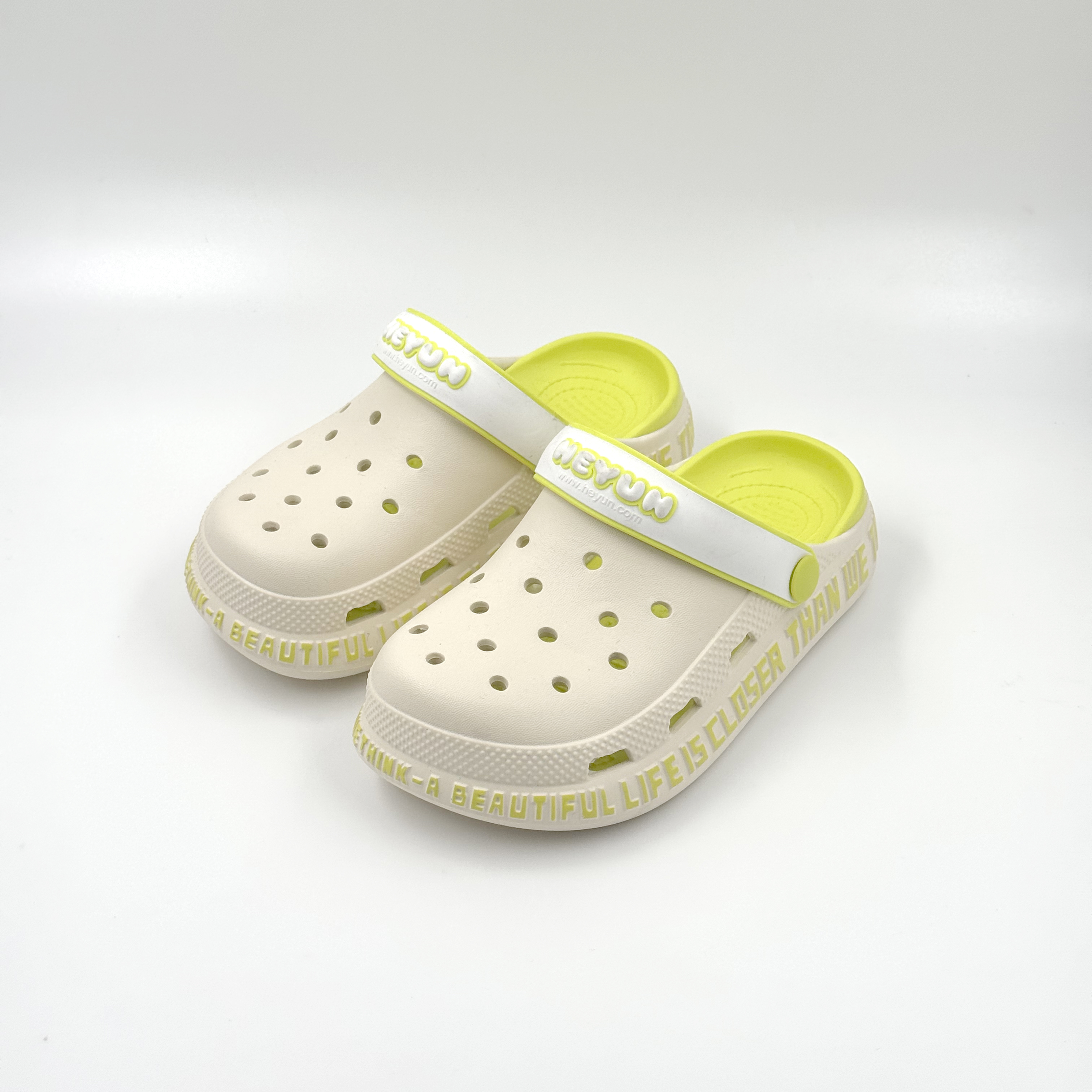 Logotipo personalizado de la crema Eva Clogs Kids