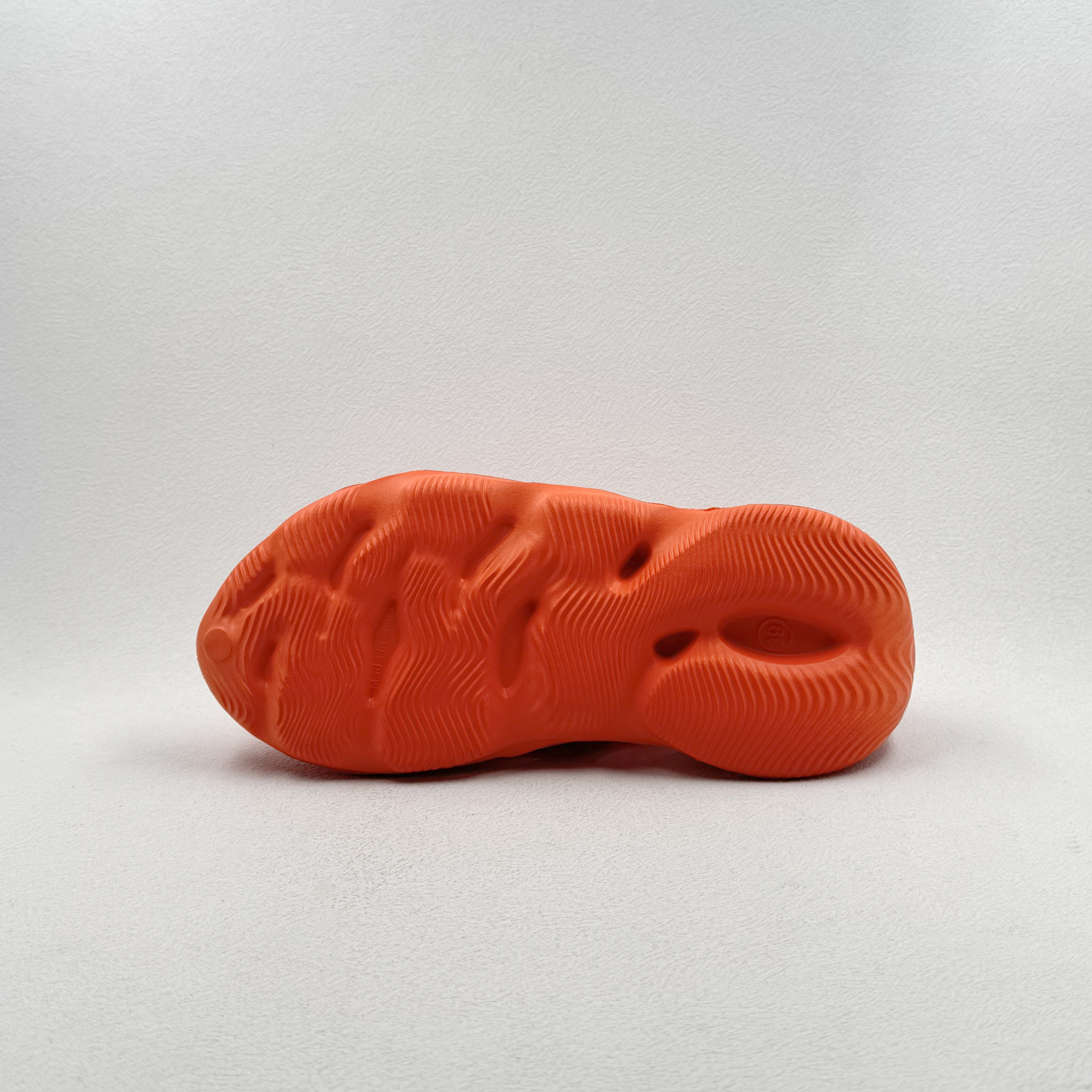 Yeezy Style Eva Tubs para hombres y mujeres 