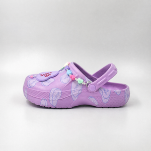 Zuecos con forma de corazón UR CUTE para niños a granel con dijes | Fábrica De Zapatos De Jardín Púrpuras Para Niñas al por mayor