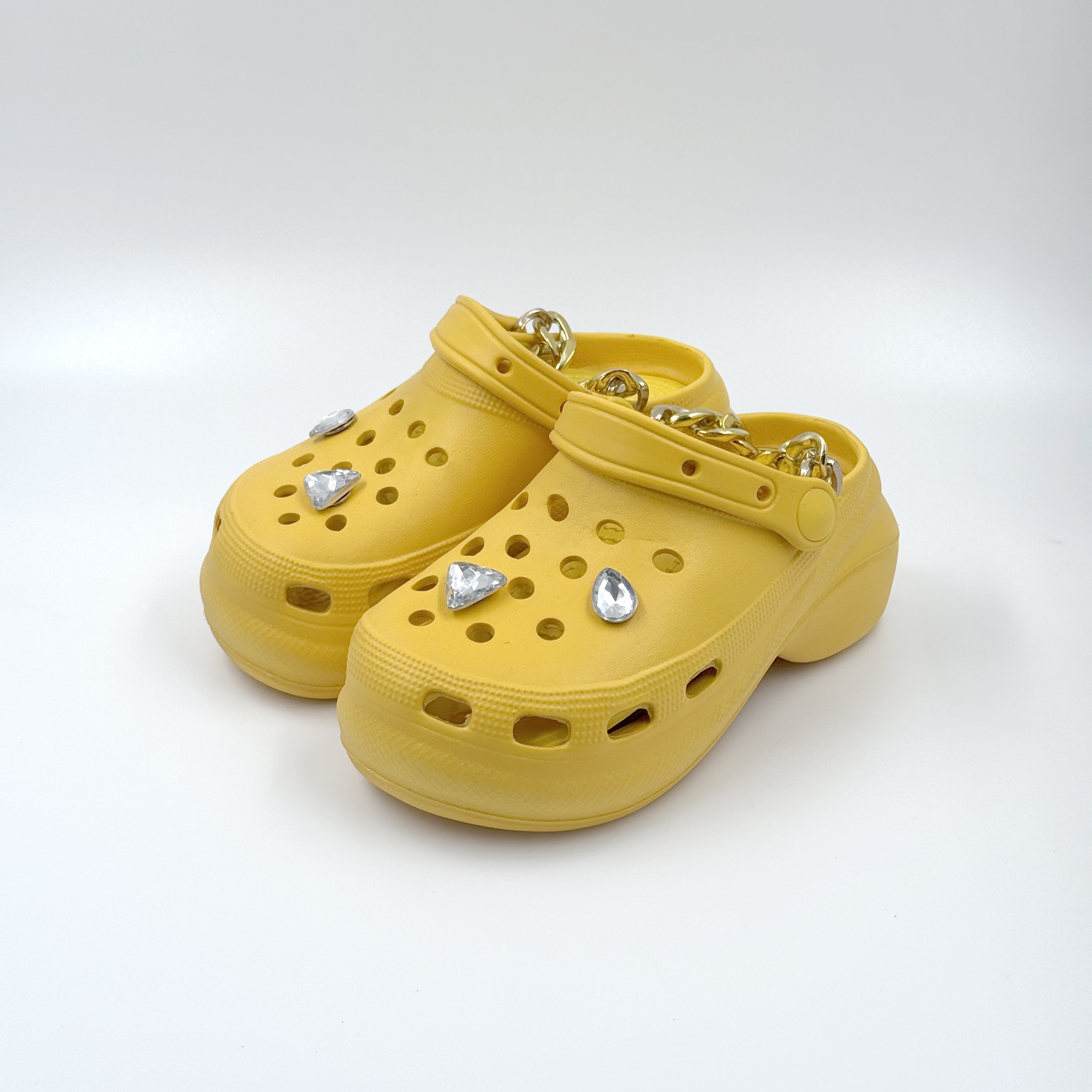 ZUECOS MUJER EVA LINDO ZUECOS PARA MUJER ZUECOS PERSONALIZADOS CON DECORACIÓN DE PIEDRAS