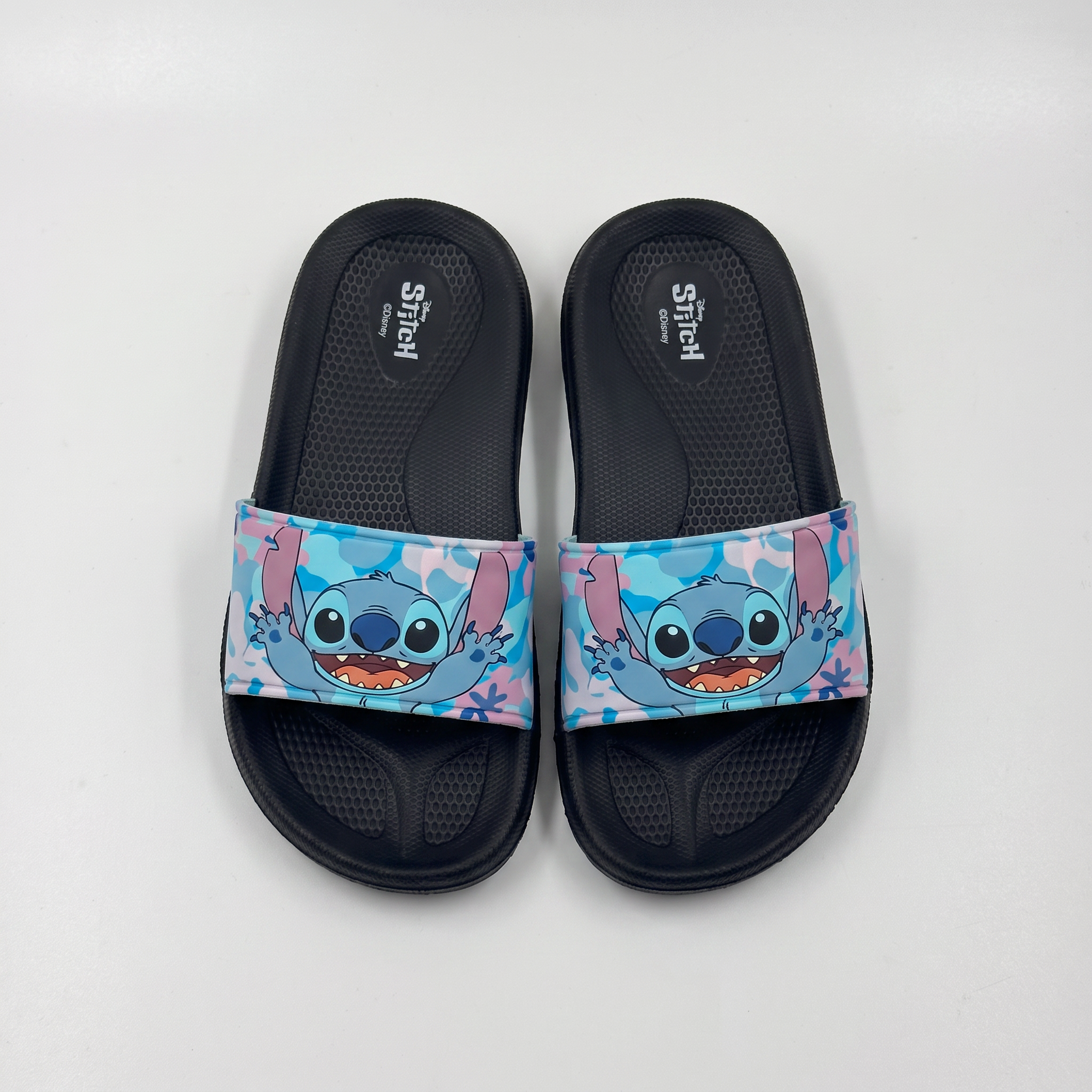 Sandalias de verano de EVA negras con diseño de personaje de puntada para niños de Bulk
