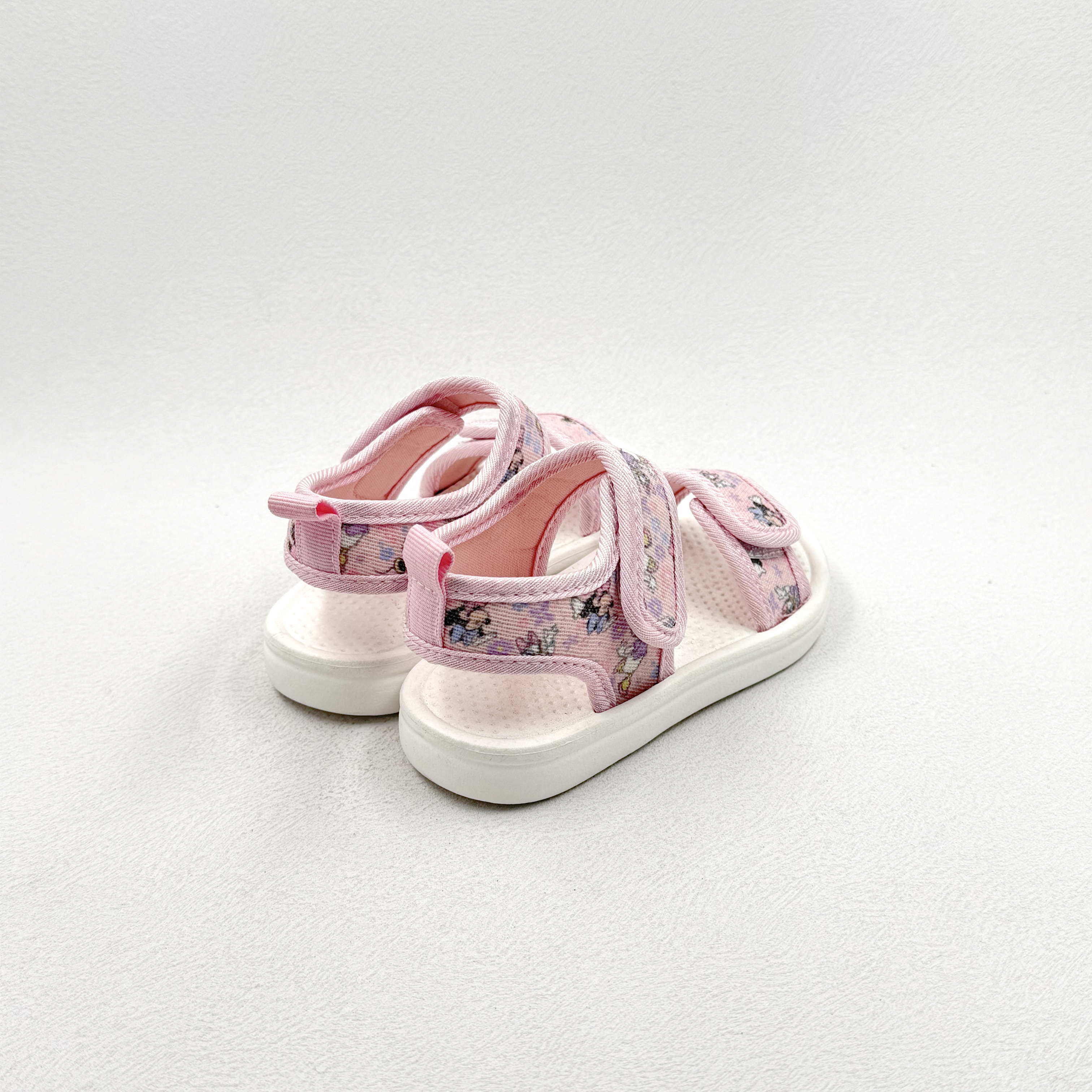 Sandalias de Eva
