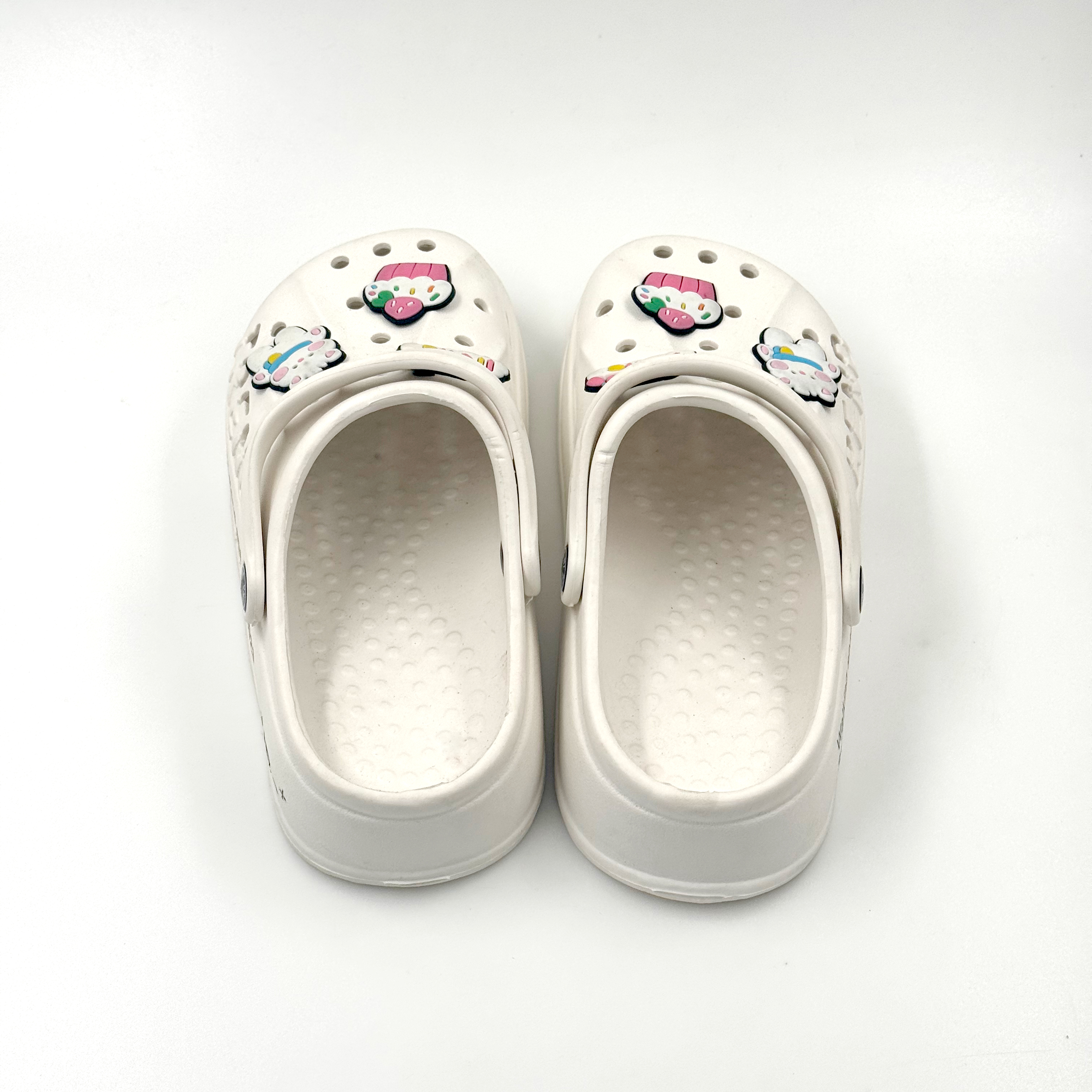 Zuecos de diseño Zuecos de goma Zuecos de verano
