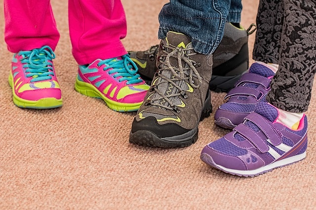 Cómo elegir los zapatos adecuados para niños