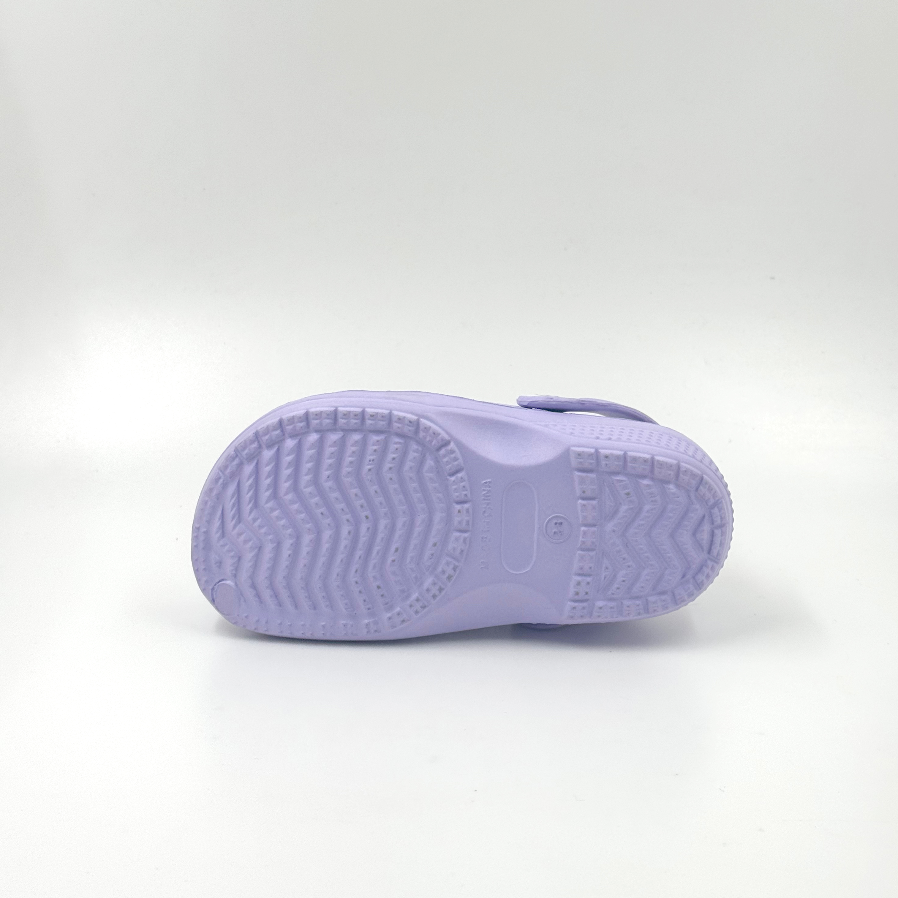 Zuecos sin cordones Zuecos morados Zuecos lindos