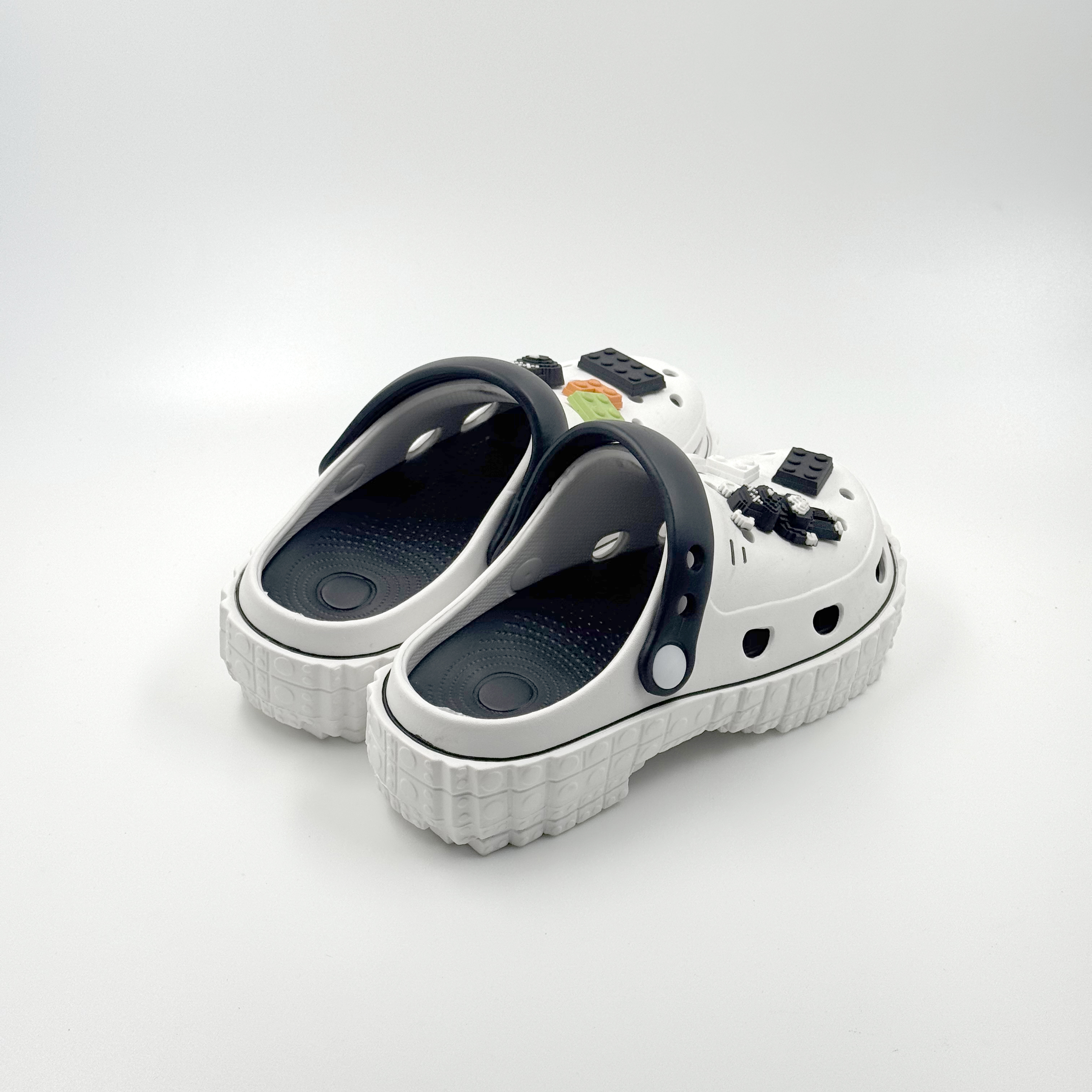 Mujeres zapatos en blanco y negro Corbas cómodas Kaws zapatos