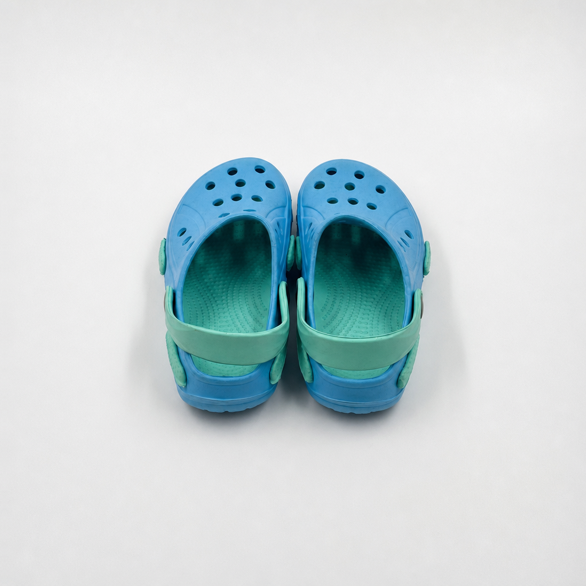 Zuecos de dos tonos para niños al por mayor Zapatos de jardín EVA azules y menta