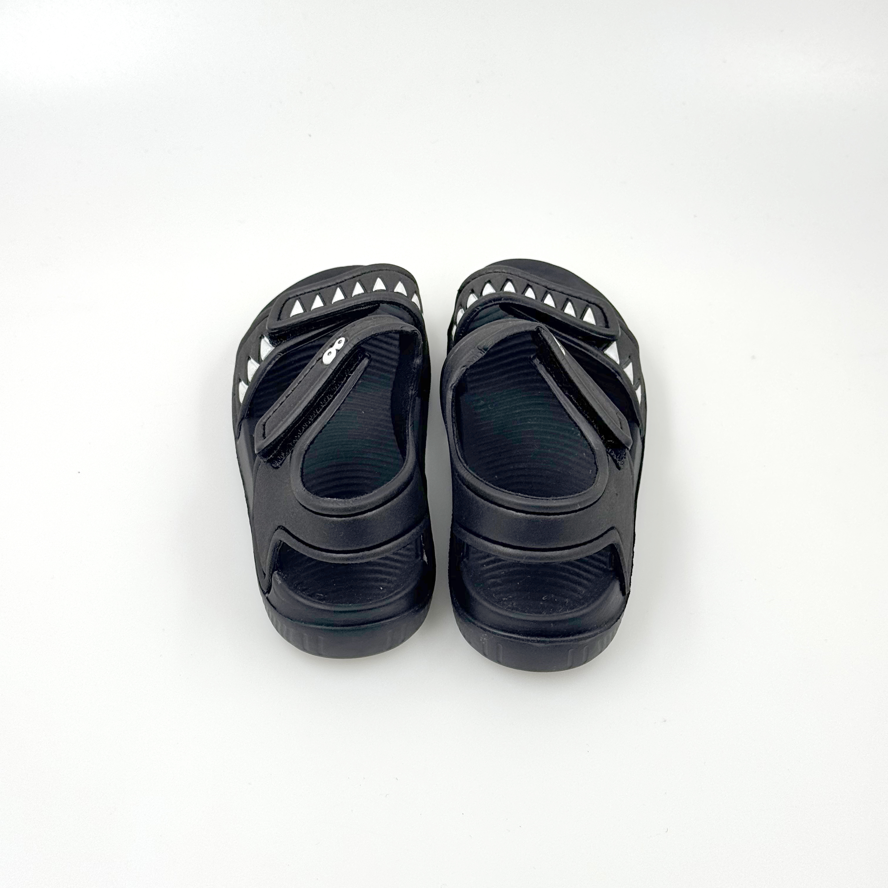 SANDALIAS NEGRAS LINDAS EVA PARA NIÑOS SANDALIAS NEGRAS DE DISEÑADOR SANDALIAS NEGRAS ELEGANTES