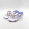 Chicas de moda Havaianas con chanclas 