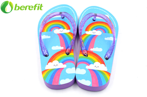 Chanclas de dibujos animados de bajo precio para niños de arco iris púrpura
