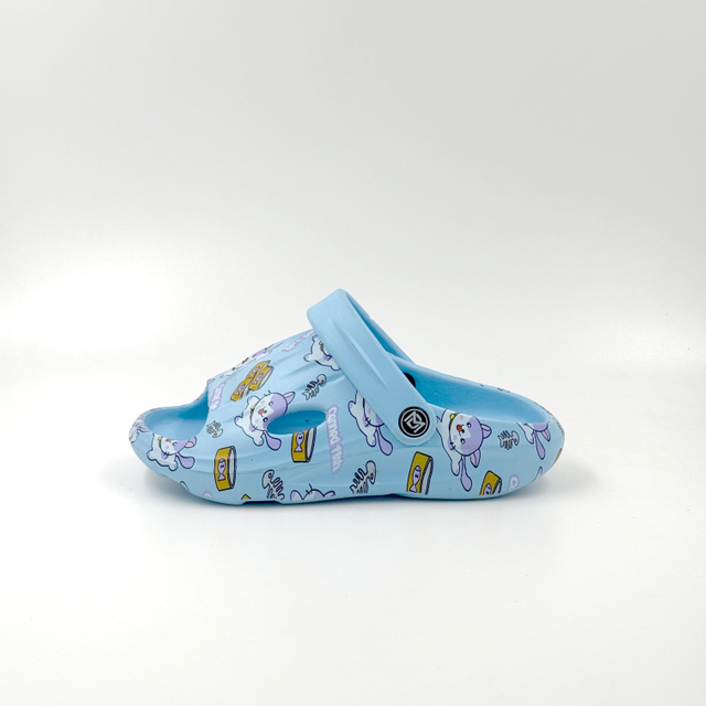 Las mejores zapatillas para niños. Zapatillas de dibujos animados. Las mejores zapatillas para niños.