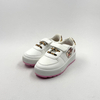 Niños hermosos zapatos para correr 