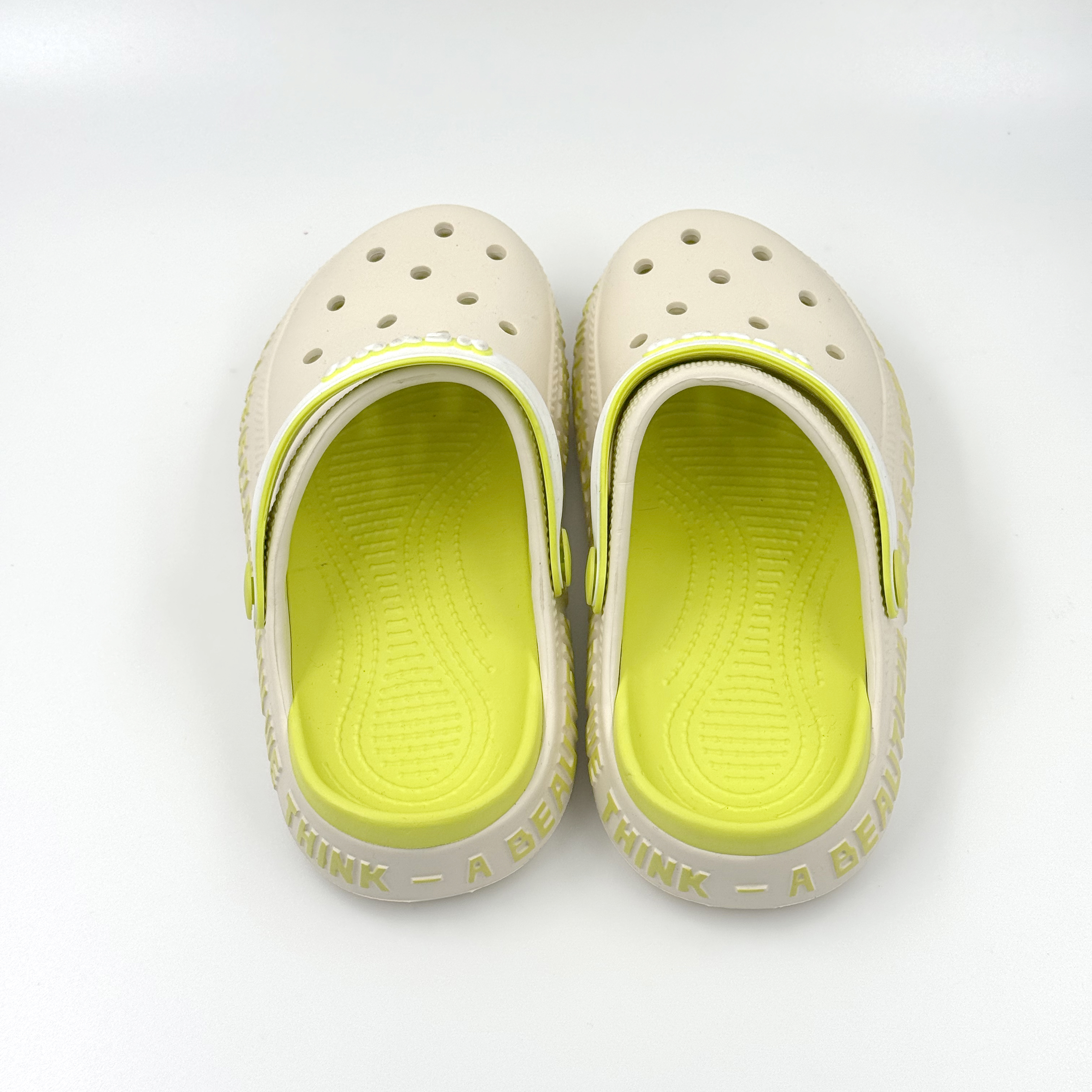 Logotipo personalizado de la crema Eva Clogs Kids